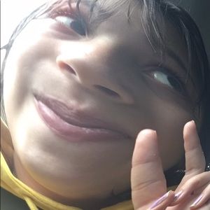 Meet your Posher, Evelyn